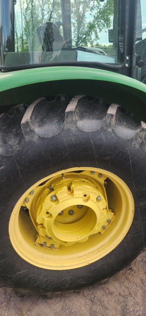 2014 John Deere 5055E Image
