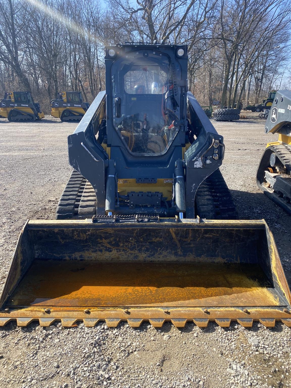 2022 John Deere 333G Image