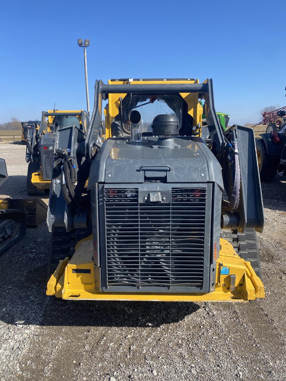 2022 John Deere 333G Image