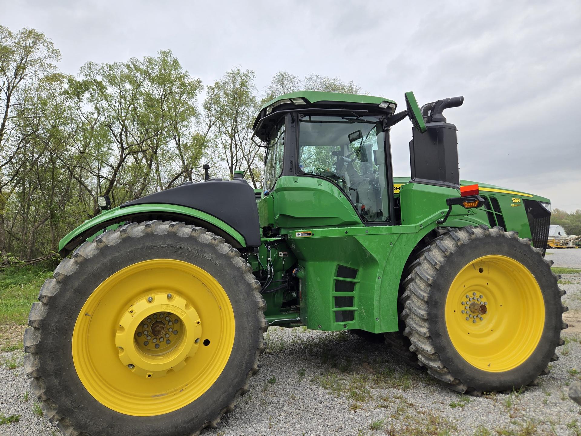 2024 John Deere 9R 440 Image