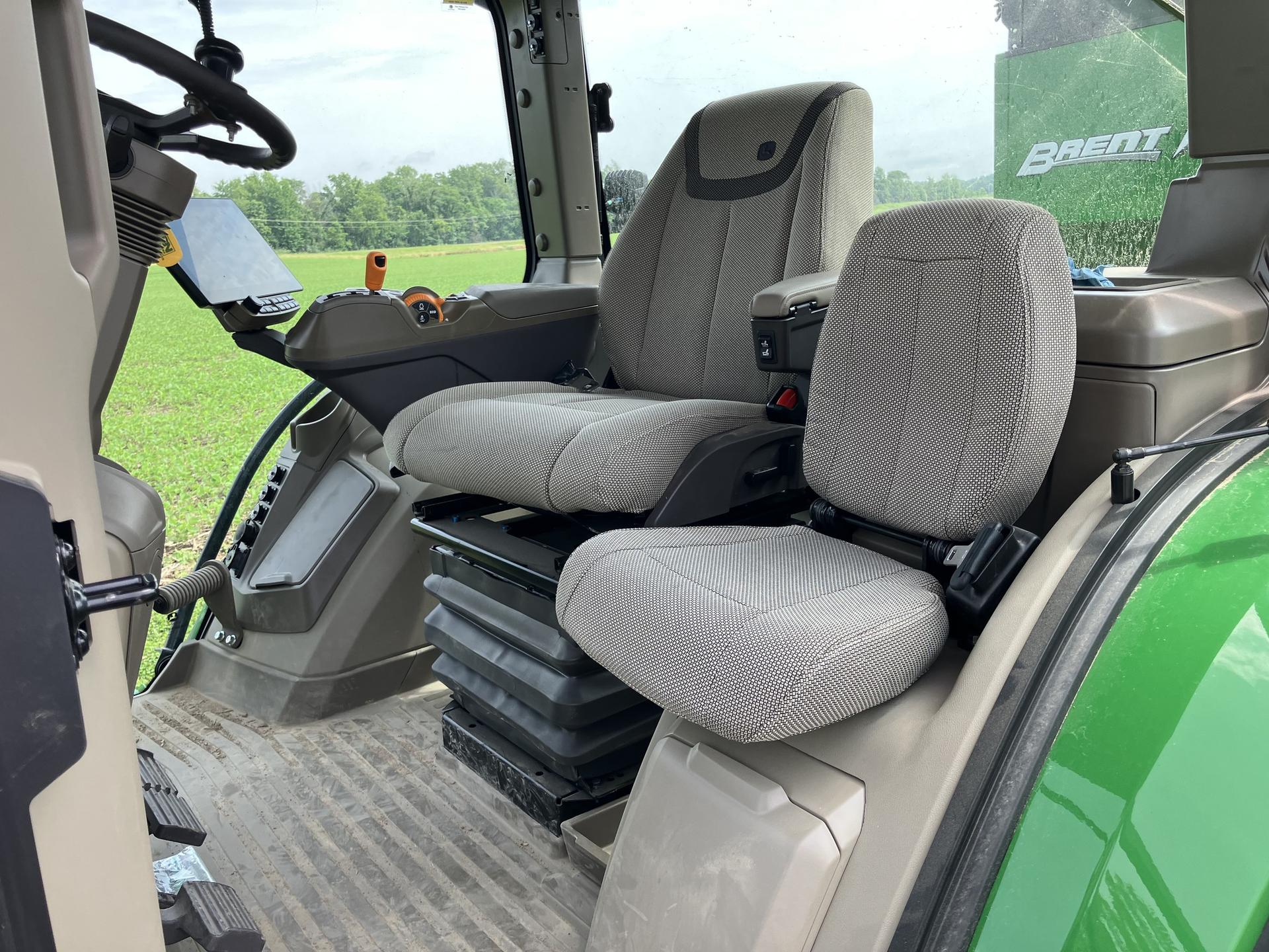 2024 John Deere 8R 310 Image