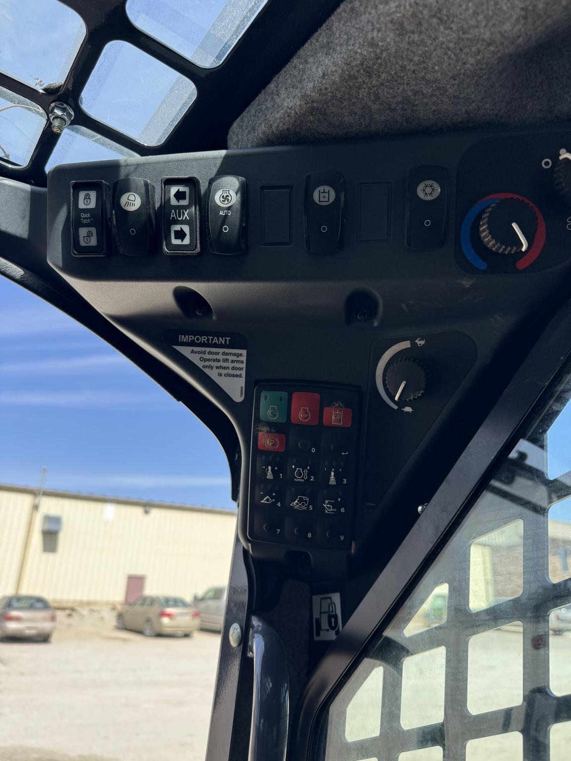 2023 John Deere 333G Image