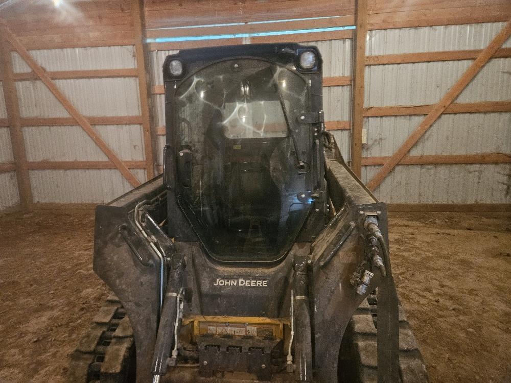 2015 John Deere 319E Image