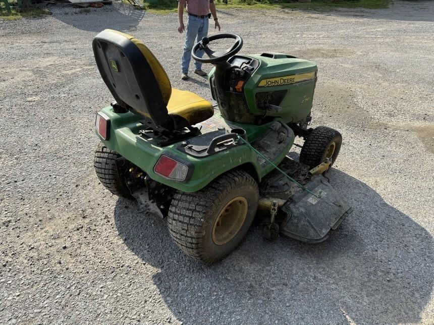 2021 John Deere X750 Image