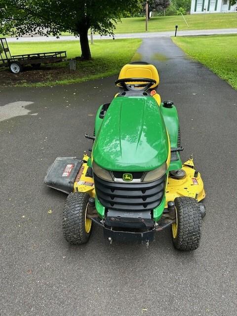 2008 John Deere X320 Image