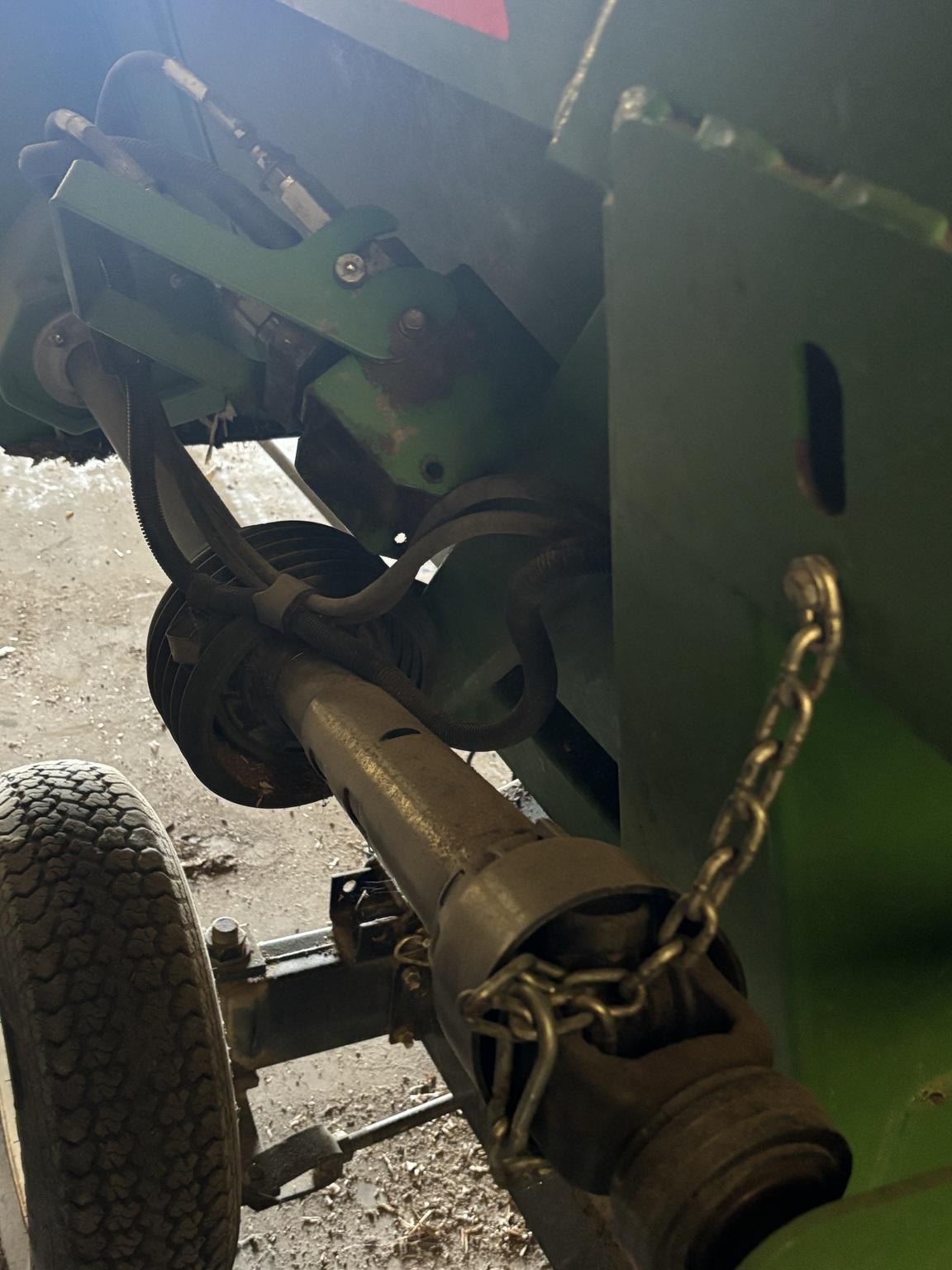 2008 John Deere 608C Image
