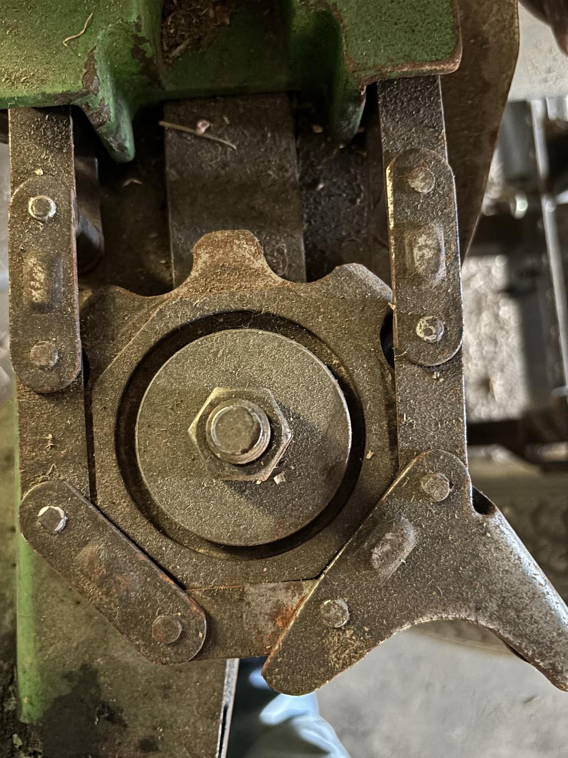 2008 John Deere 608C Image