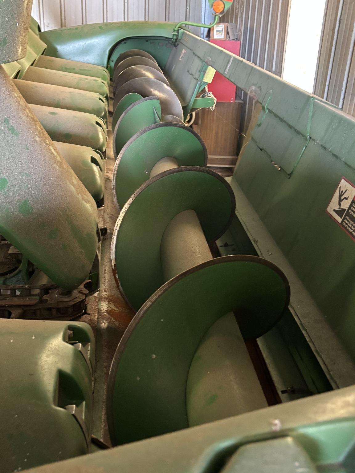 2008 John Deere 608C Image