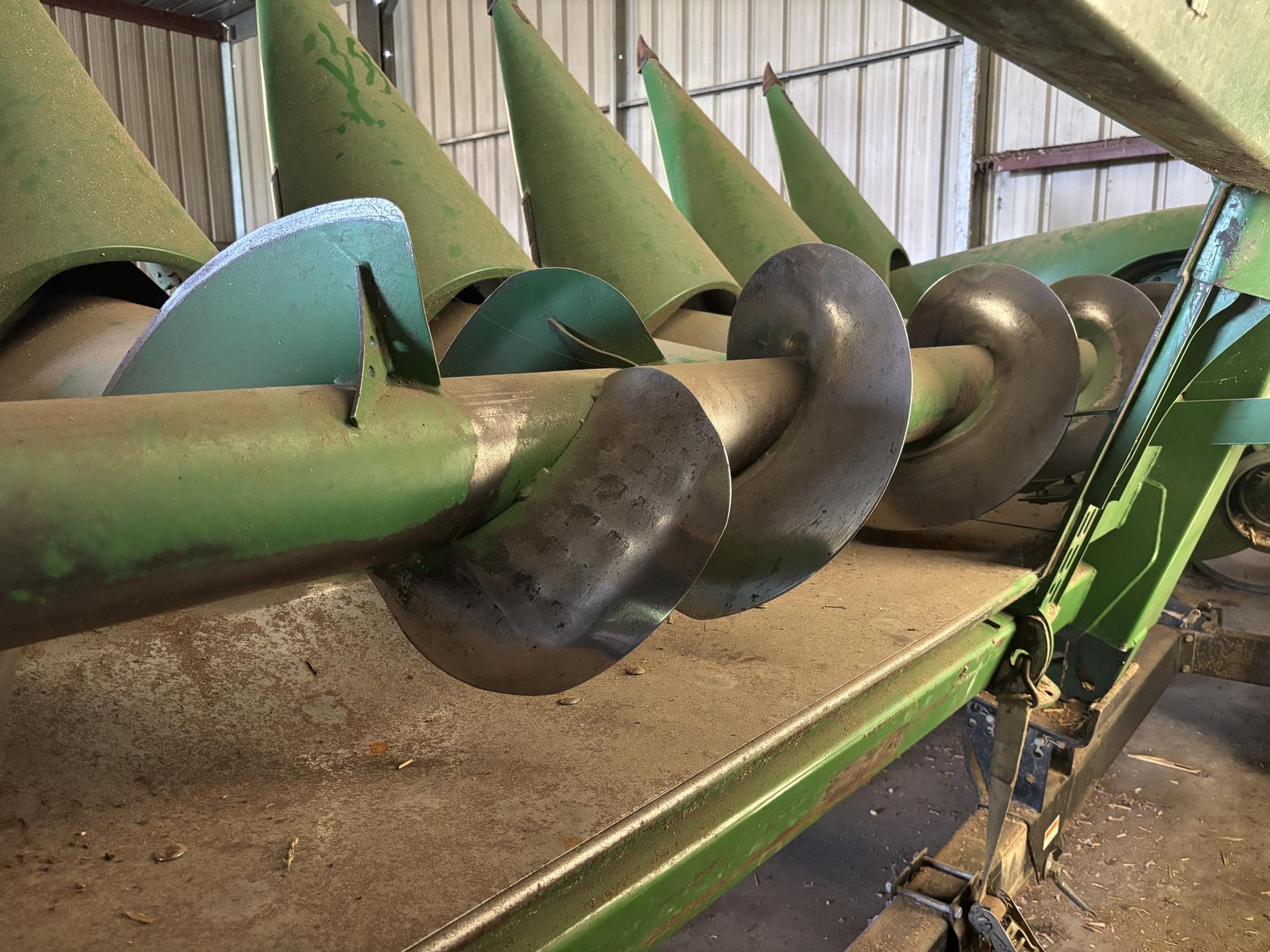 2008 John Deere 608C Image