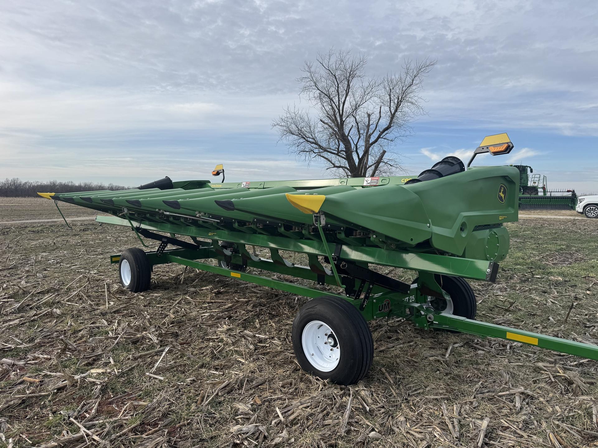 2024 John Deere C8R Image