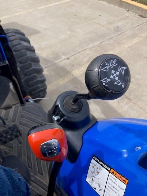 2016 New Holland Boomer 47 Image