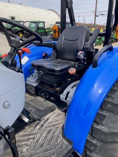 2016 New Holland Boomer 47 Image