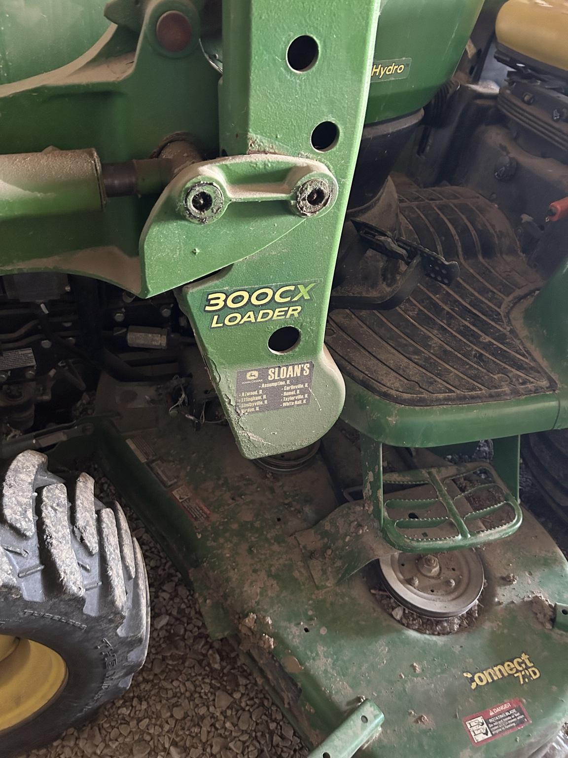 2012 John Deere 3520 Image