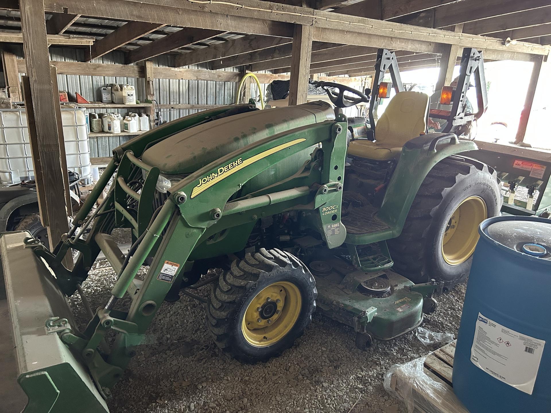 2012 John Deere 3520 Image