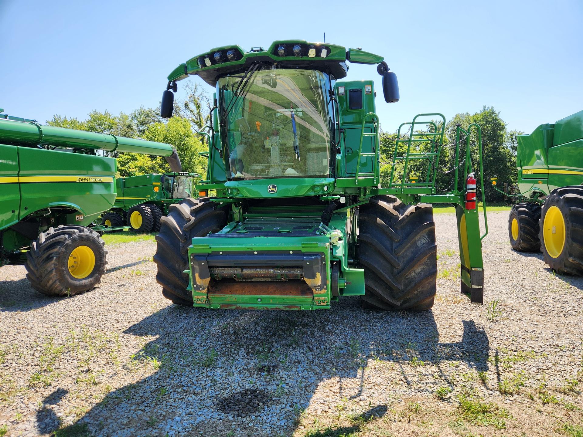2023 John Deere S780 Image