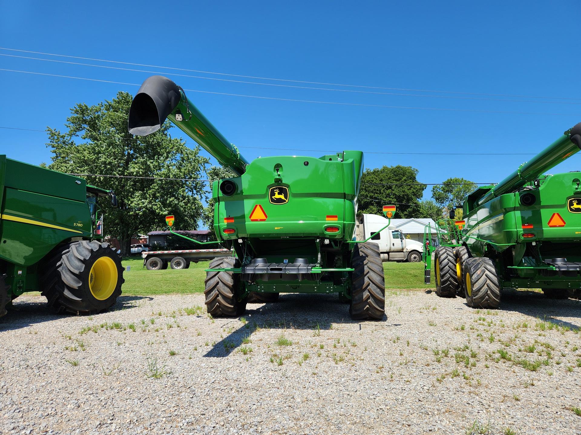 2023 John Deere S780 Image