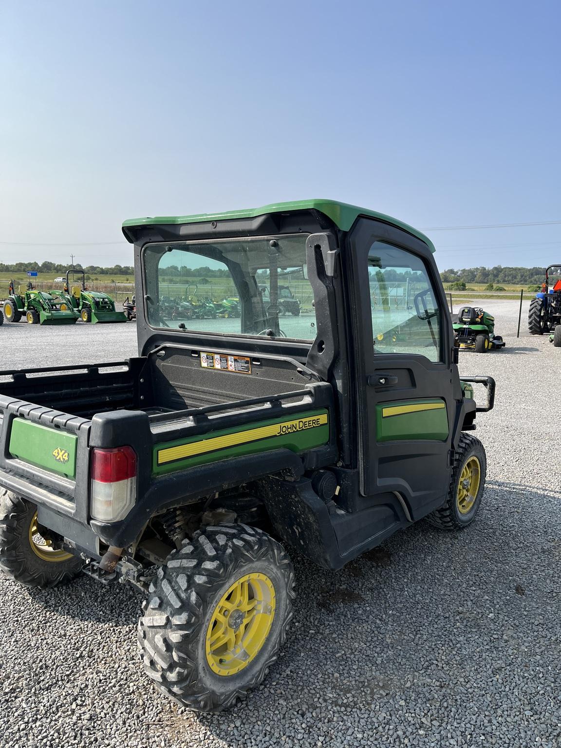 2020 John Deere XUV 835R Image