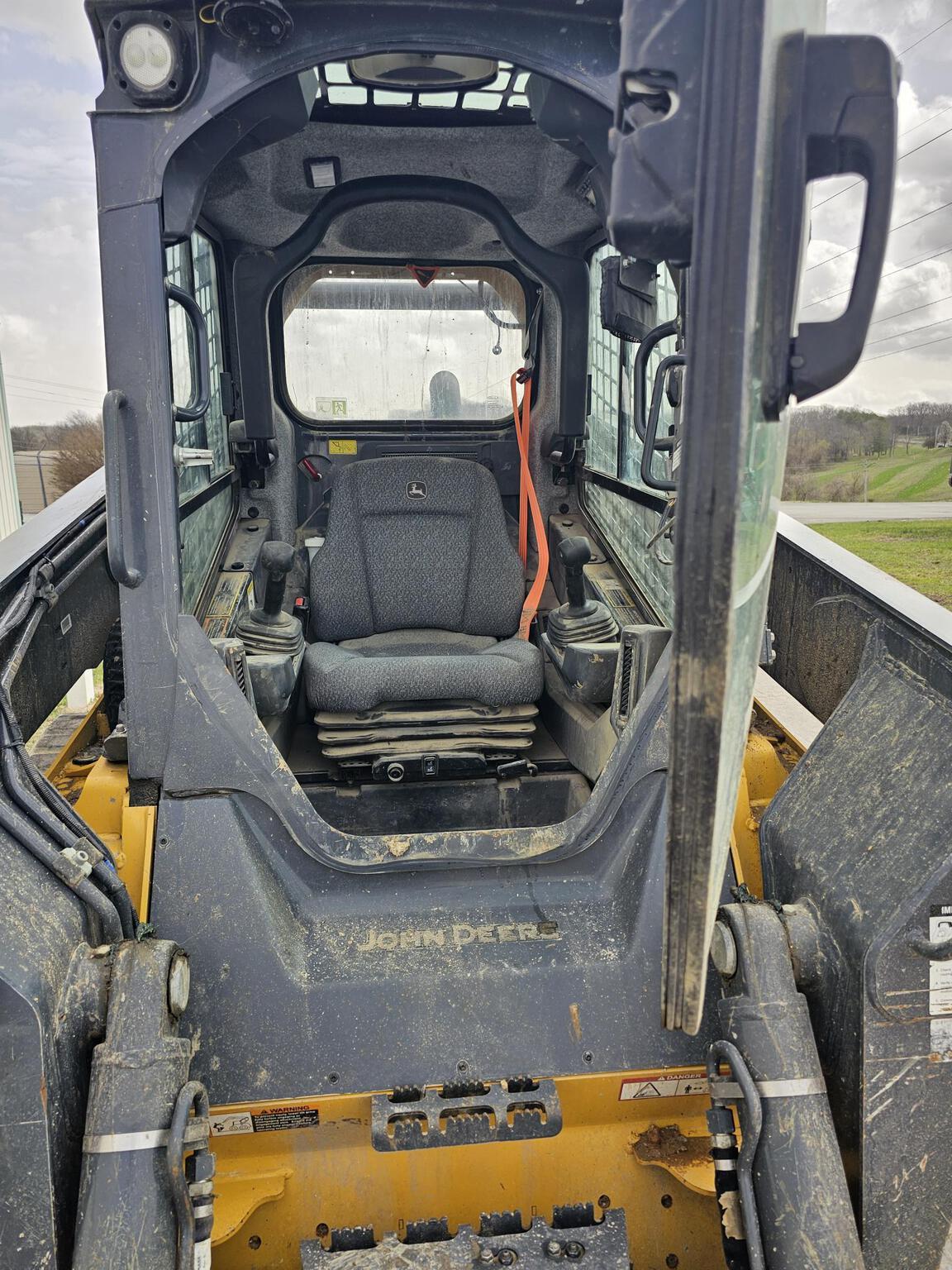 2023 John Deere 331G Image
