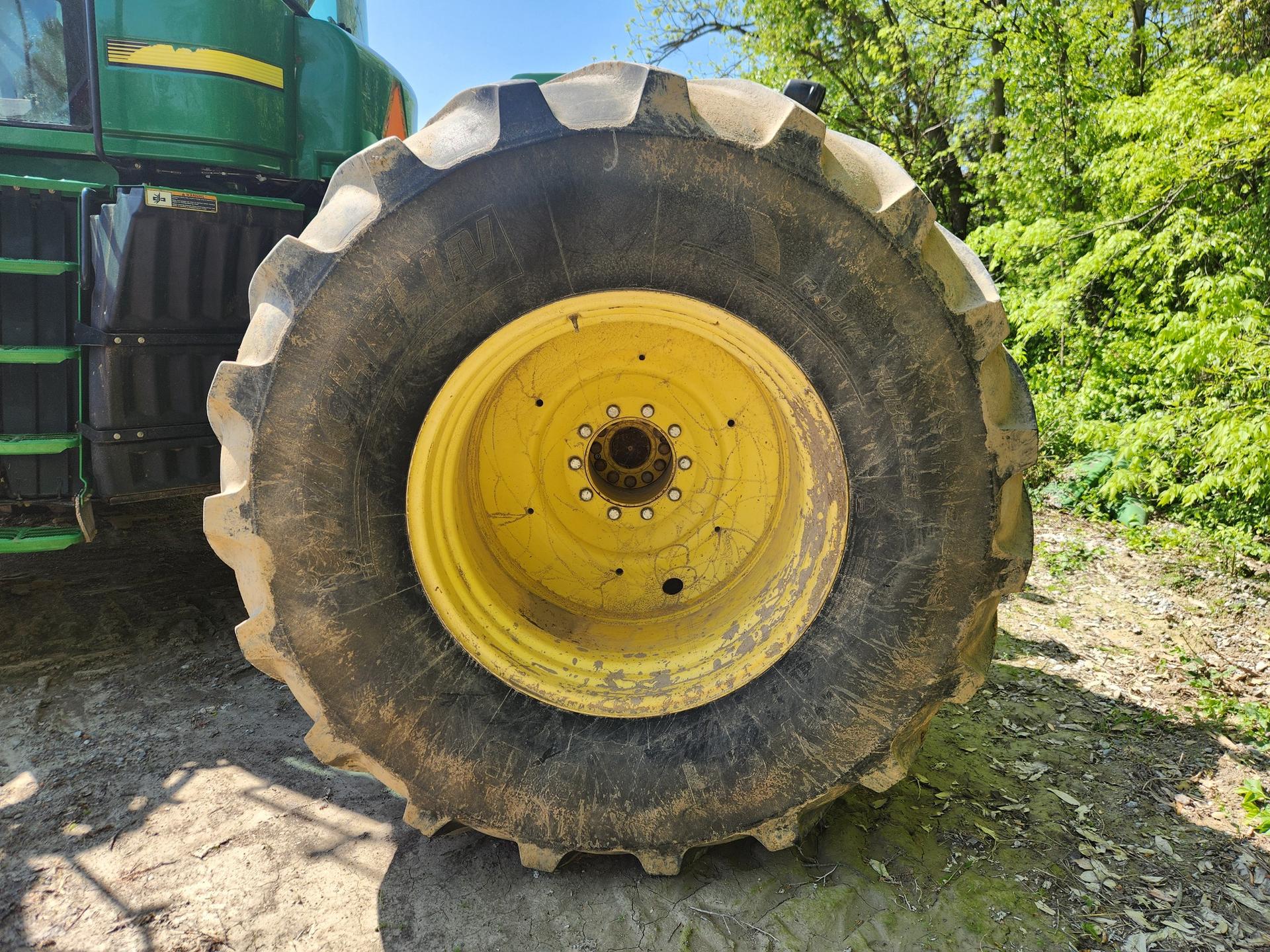 2011 John Deere 9530 Image