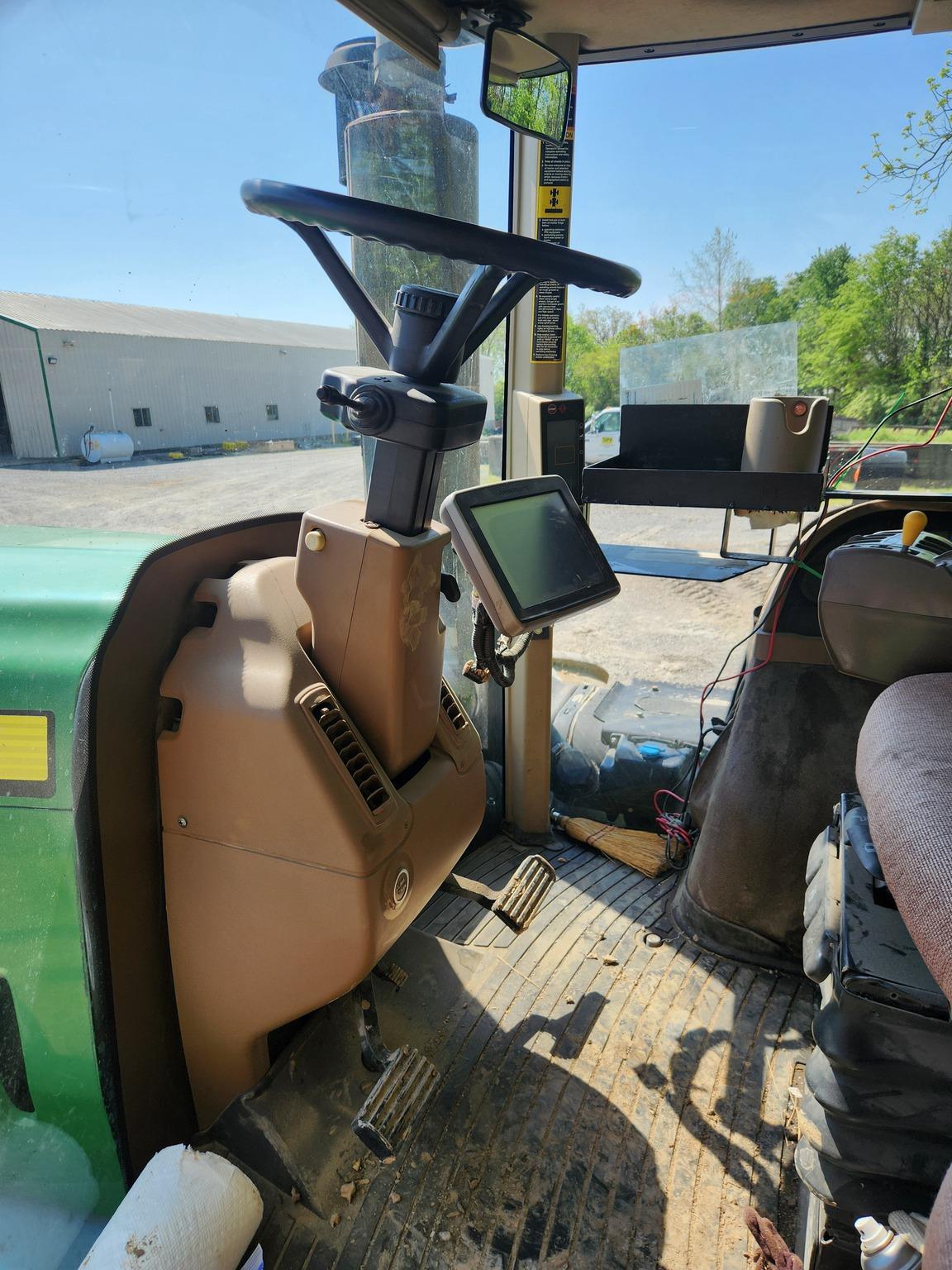 2011 John Deere 9530 Image