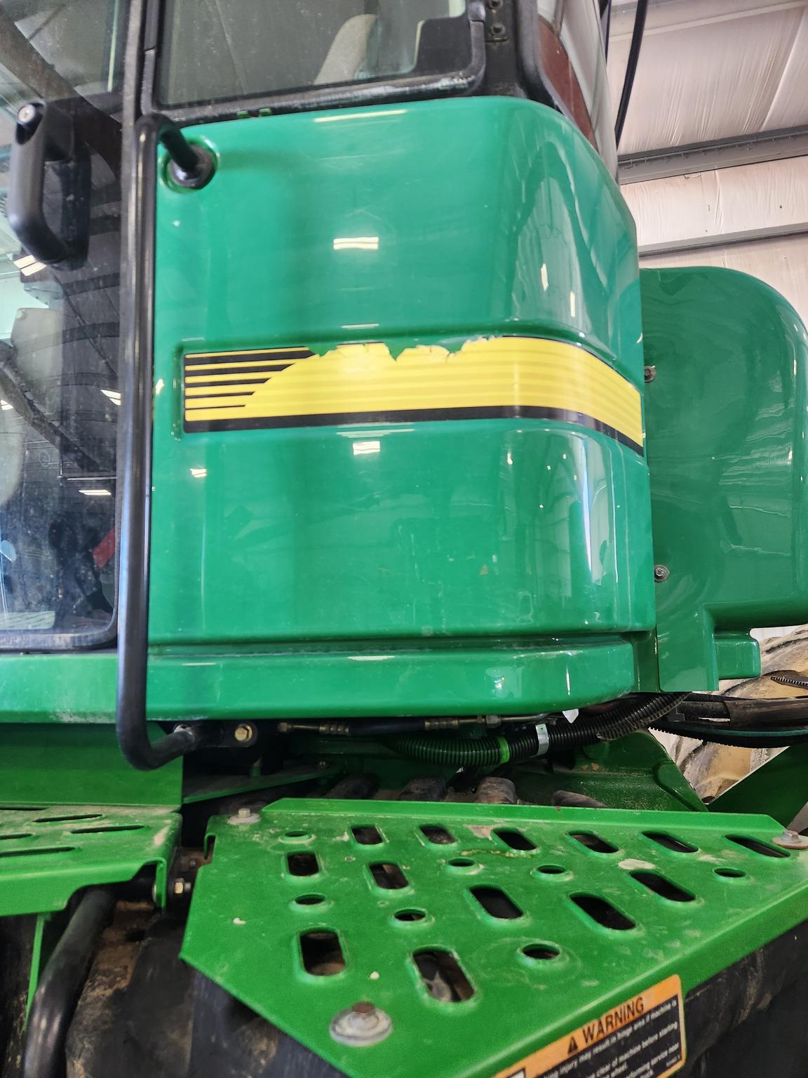 2011 John Deere 9530 Image