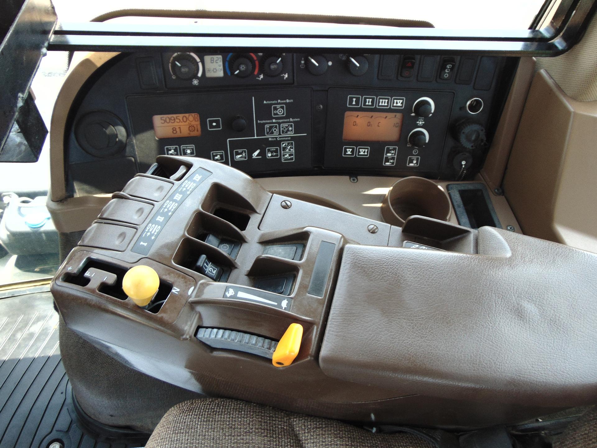 2011 John Deere 9530 Image