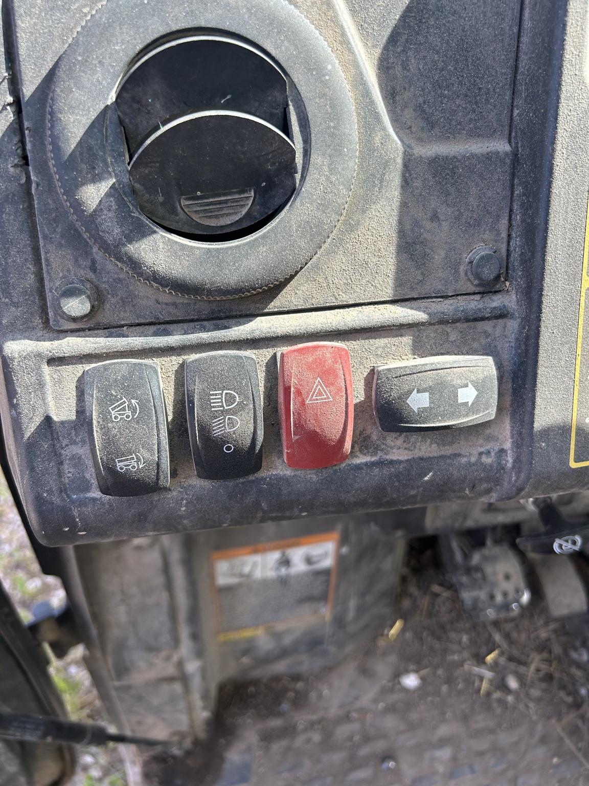 2020 John Deere XUV 835M Image