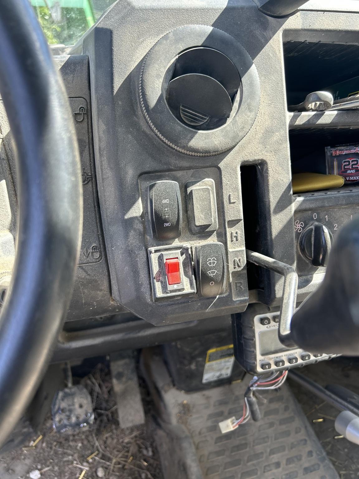 2020 John Deere XUV 835M Image