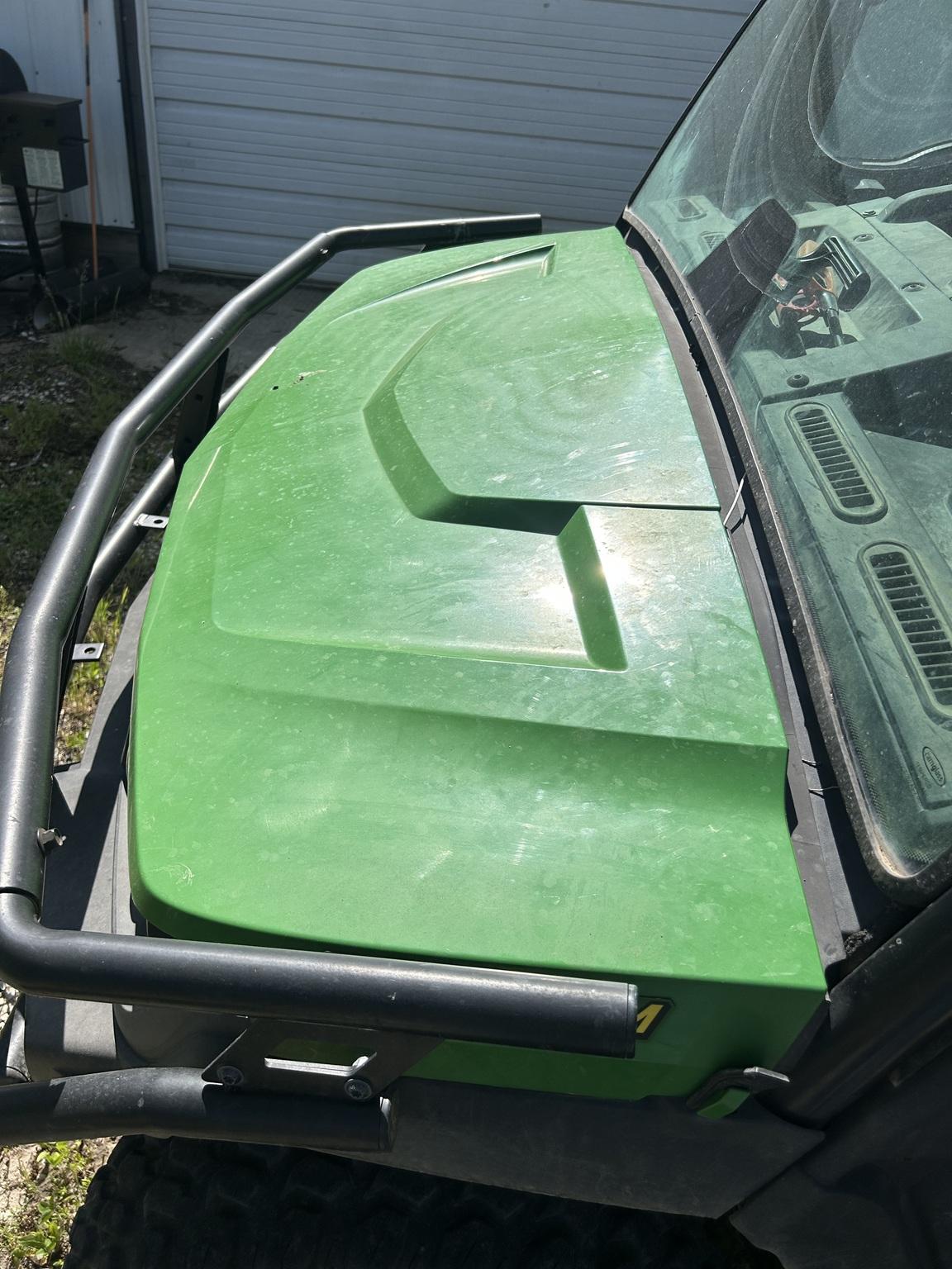 2020 John Deere XUV 835M Image