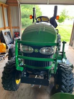 2010 John Deere 2320 Image