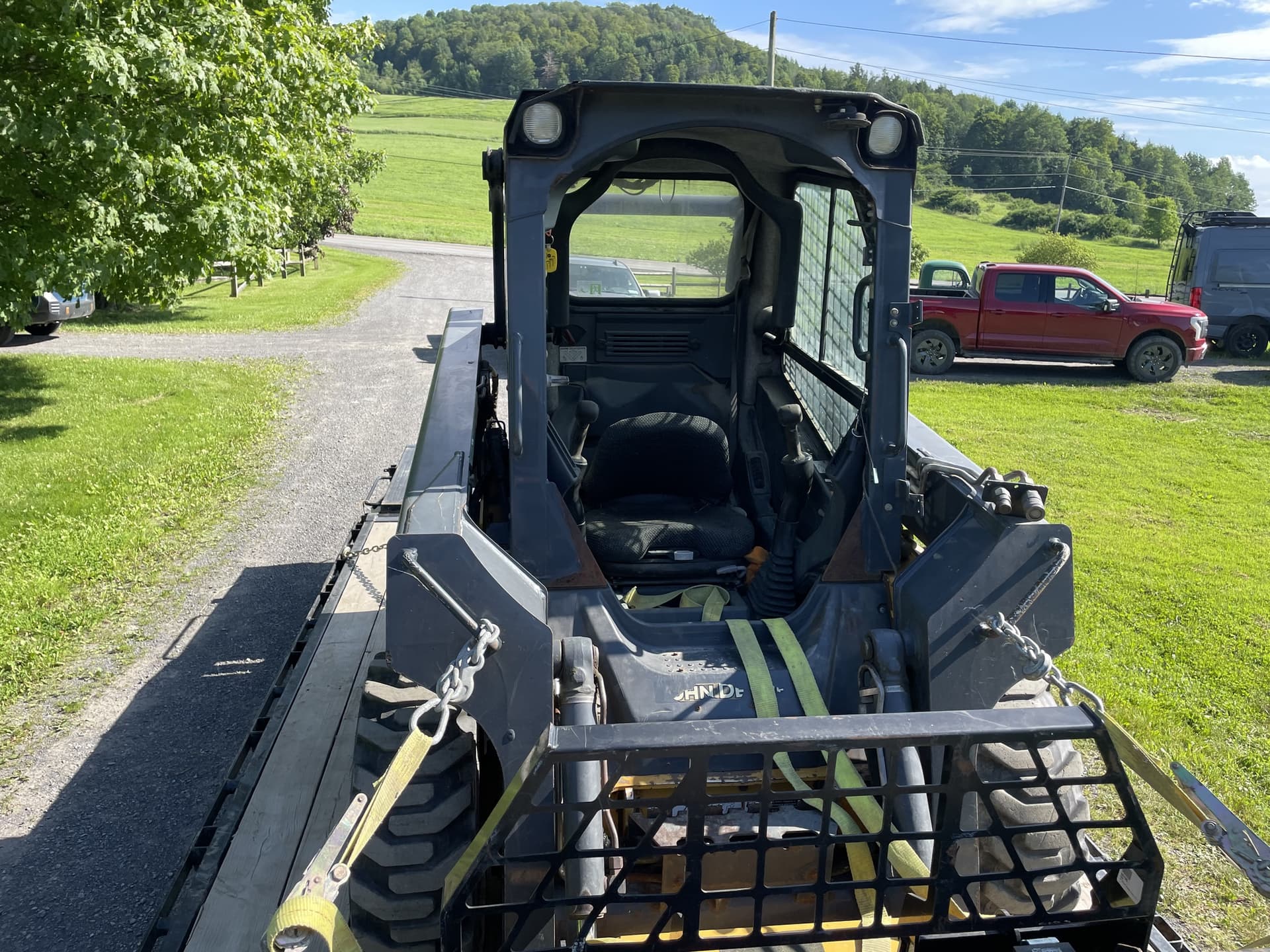 2013 John Deere 320D Image
