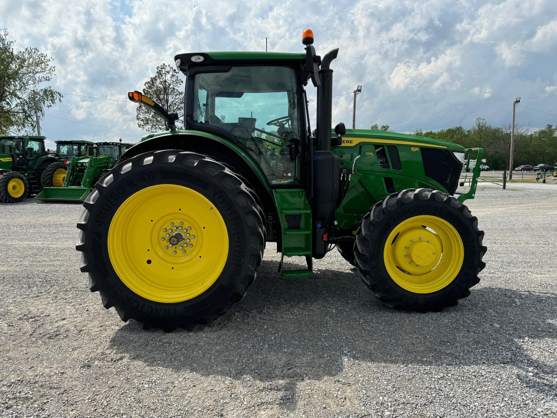2023 John Deere 6R 175 Image