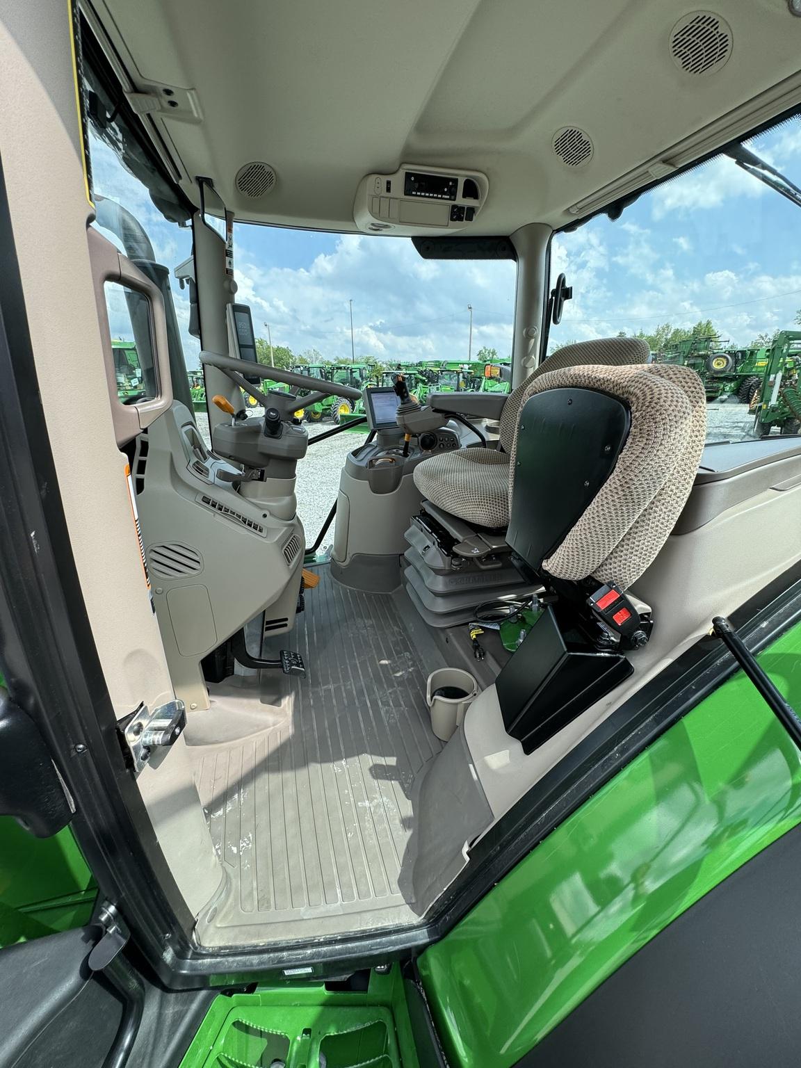 2023 John Deere 6R 175 Image