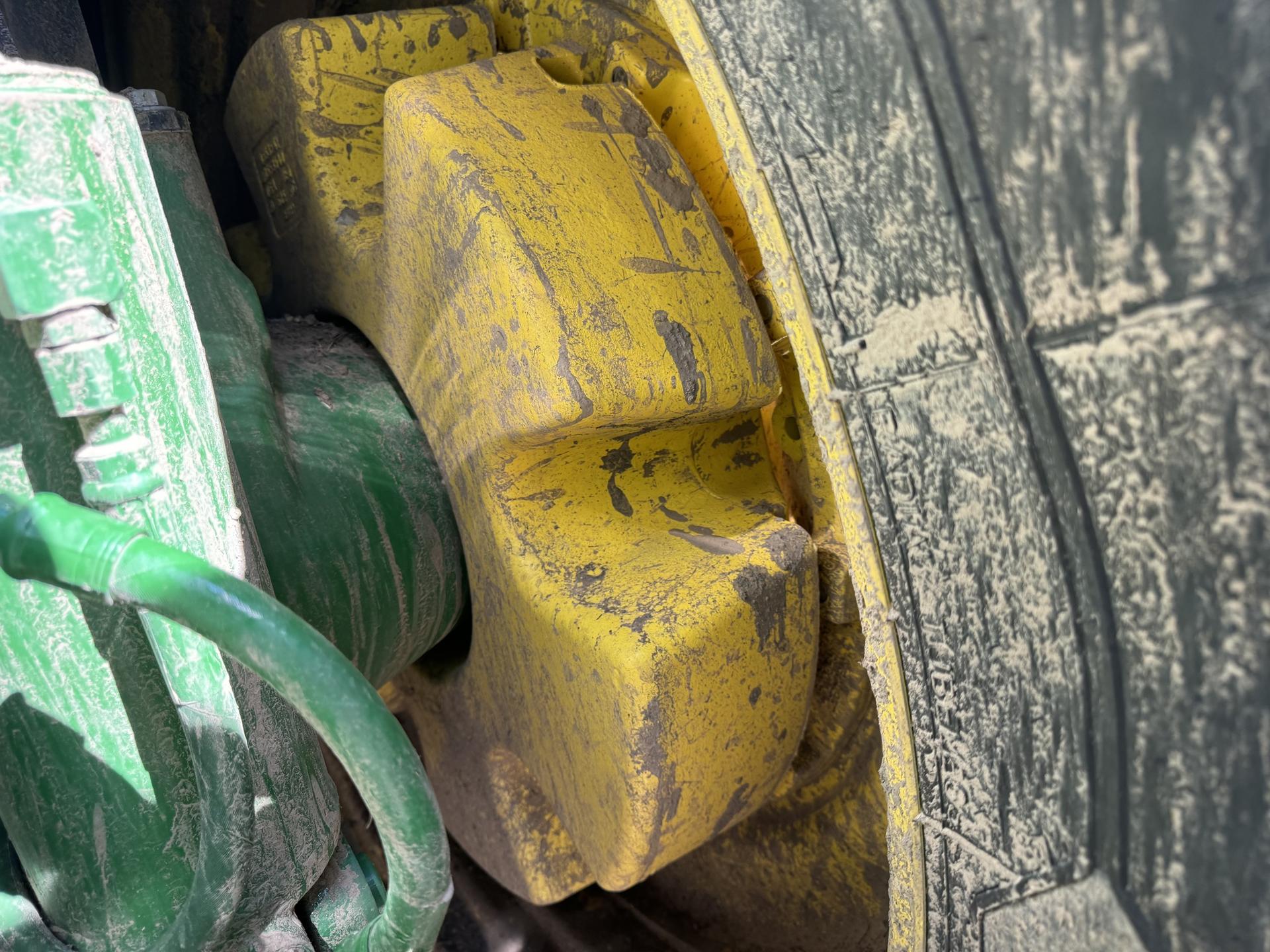 2023 John Deere 8R 340 Image
