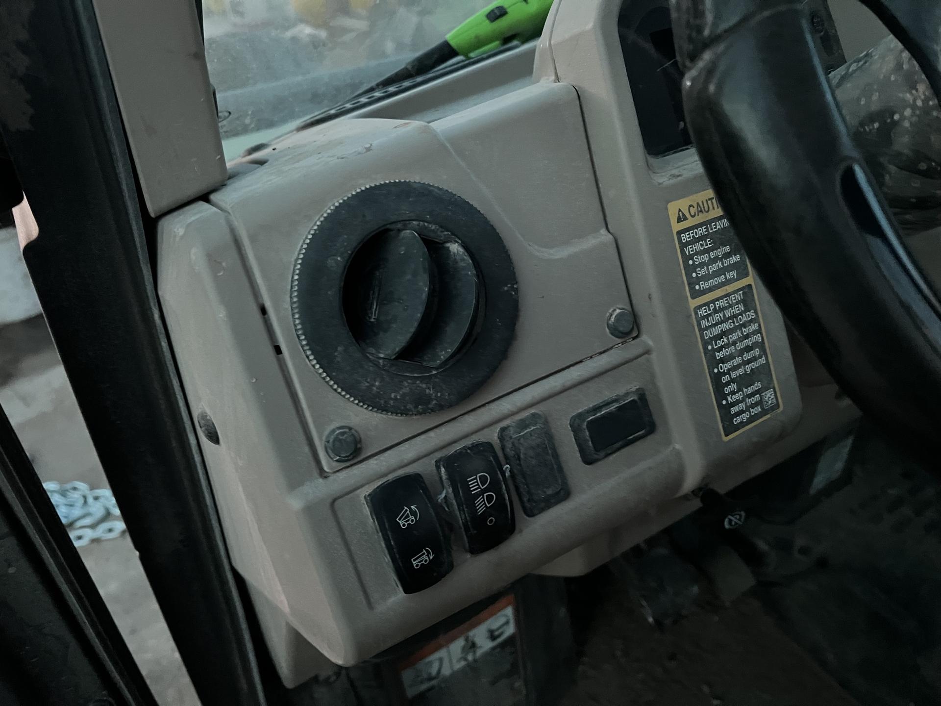 2019 John Deere XUV 835R Image