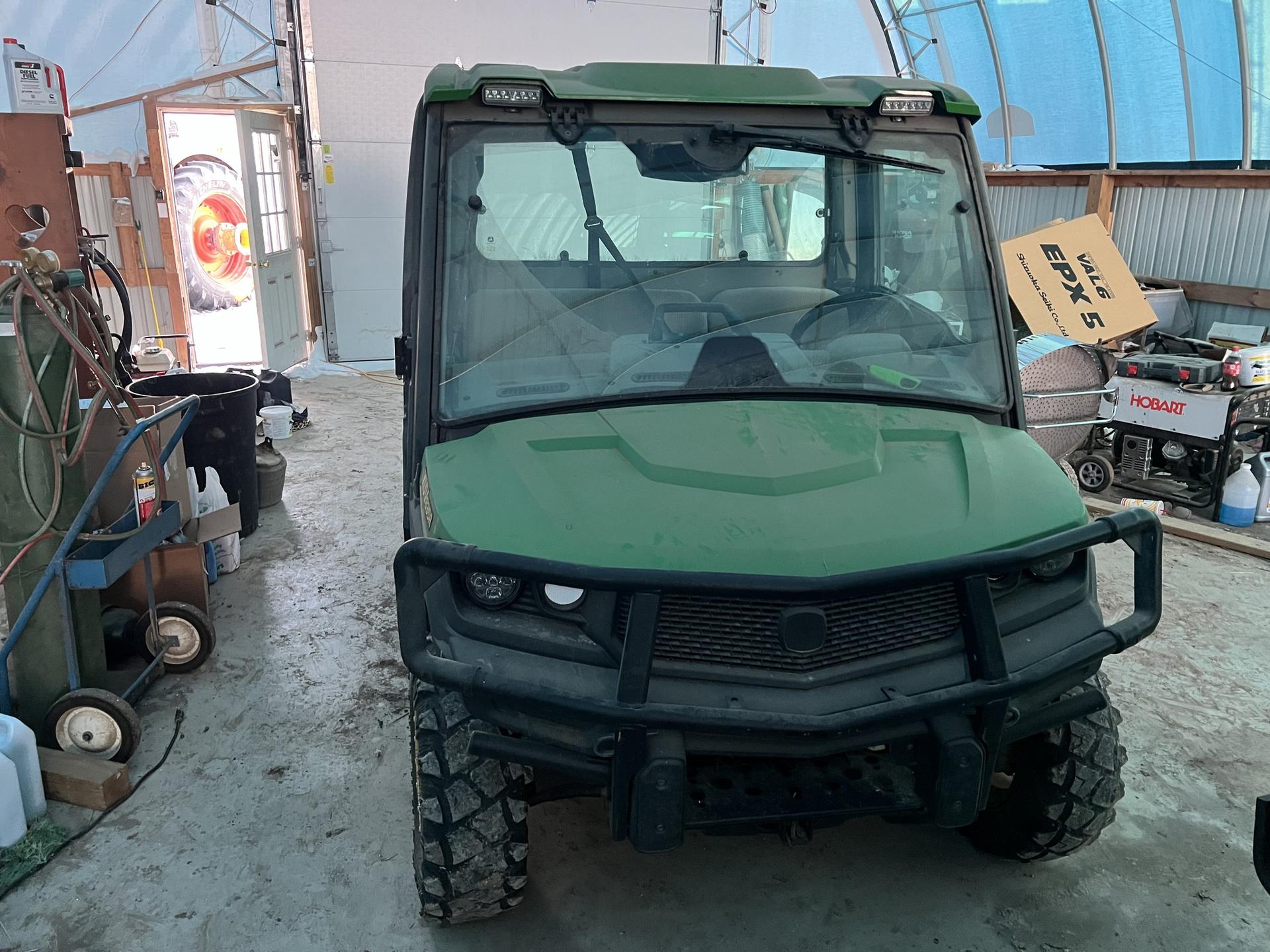 2019 John Deere XUV 835R Image