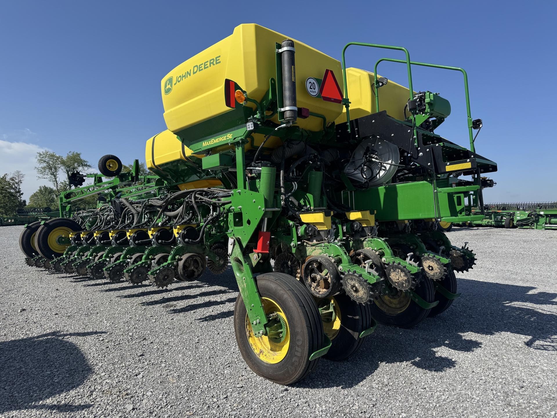 2024 John Deere 1775NT Image