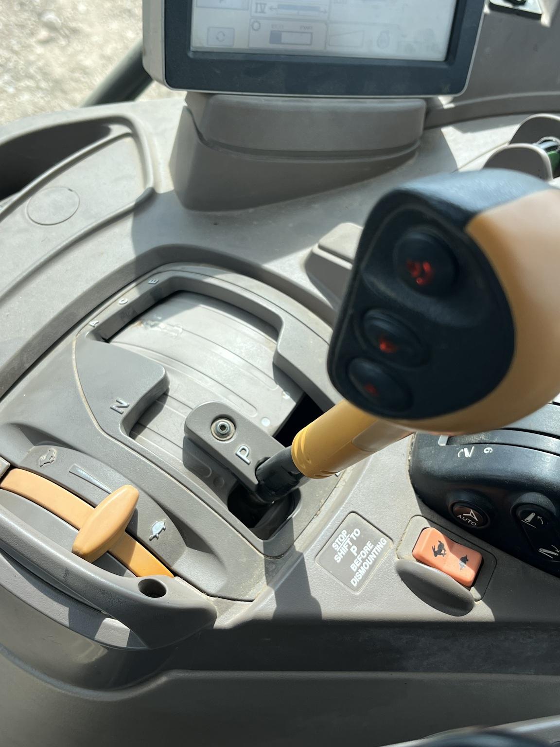 2015 John Deere 6150R Image