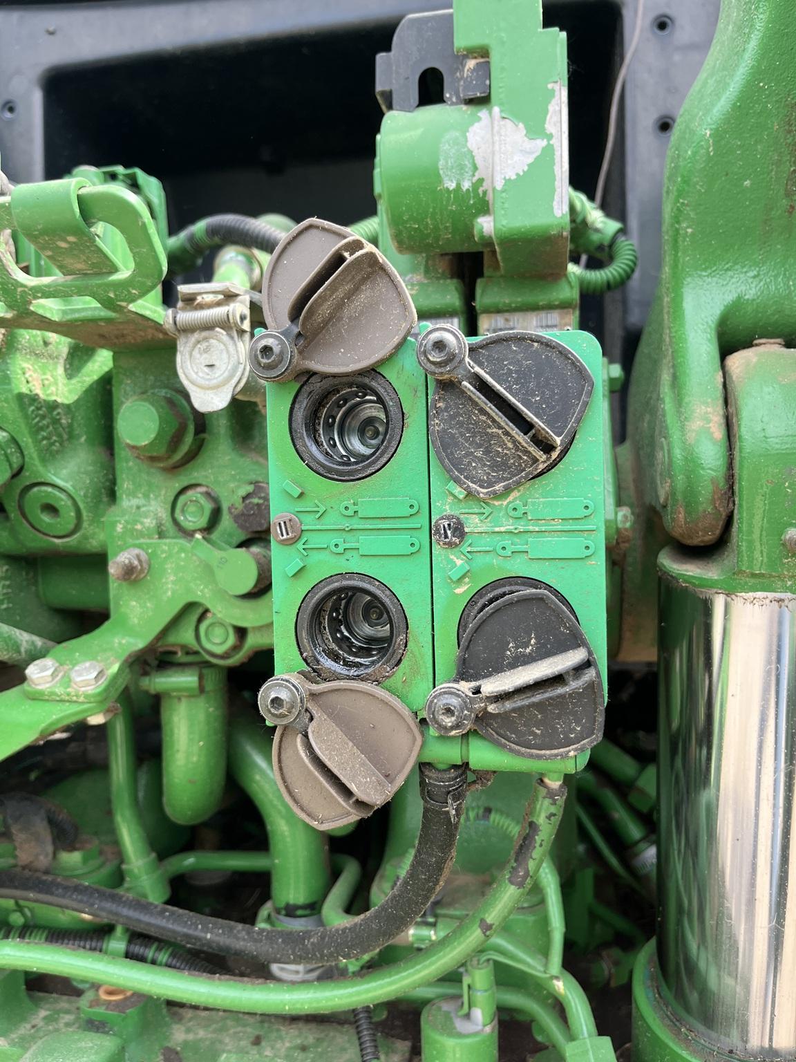 2015 John Deere 6150R Image