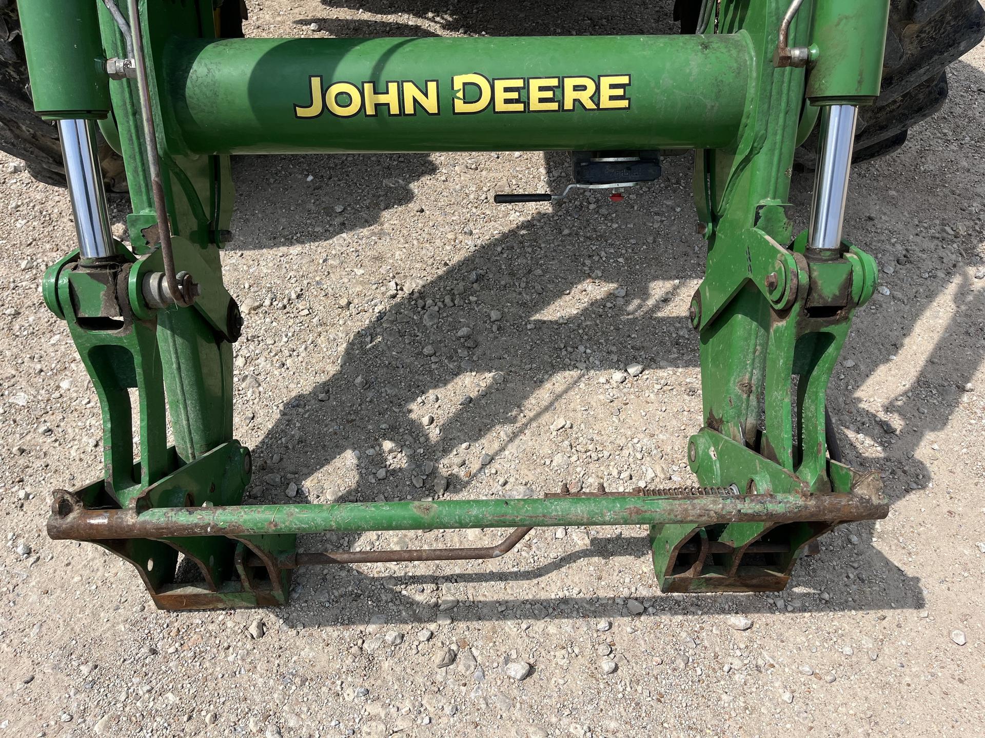 2015 John Deere 6150R Image