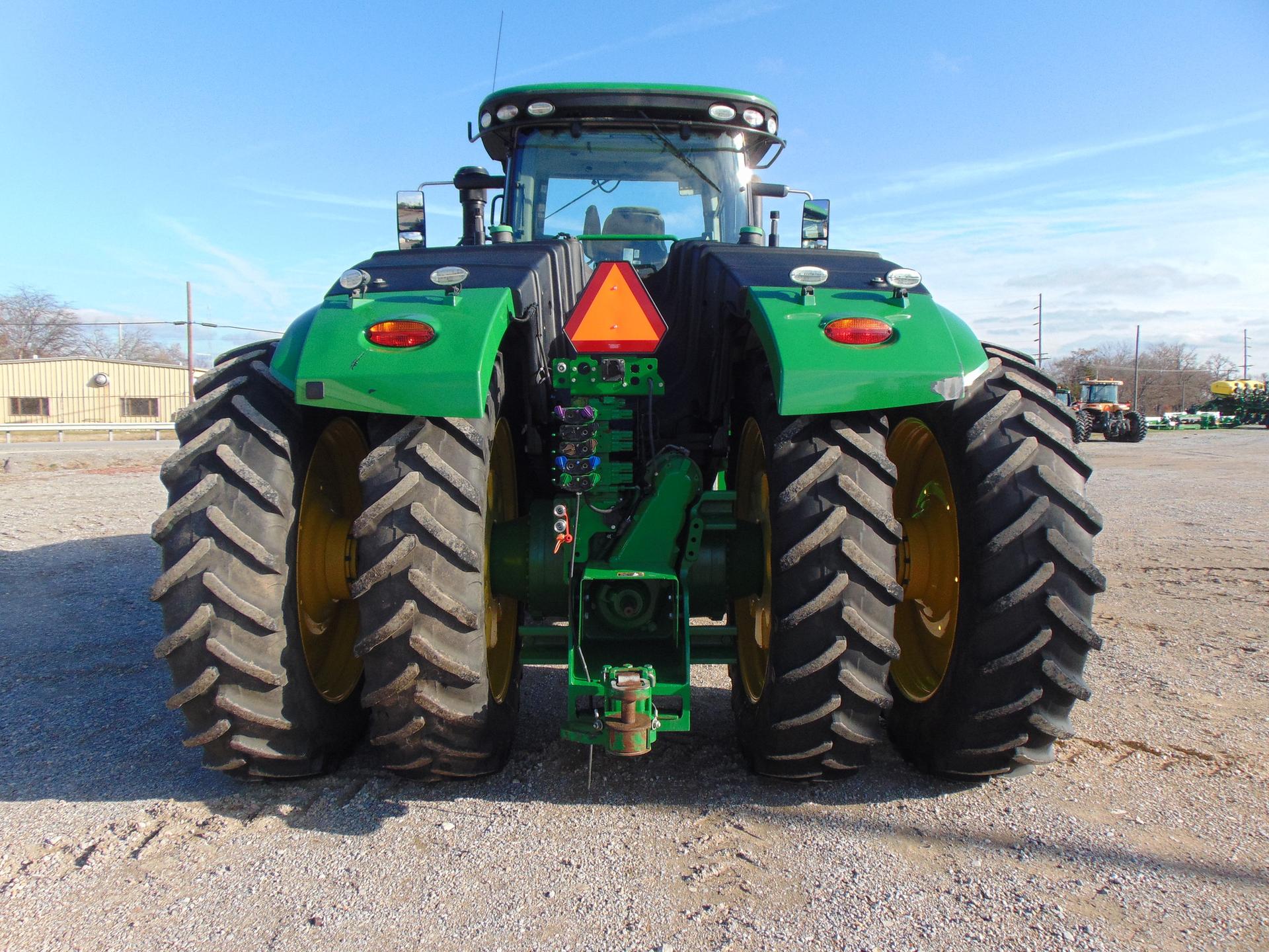 2020 John Deere 9520R Image