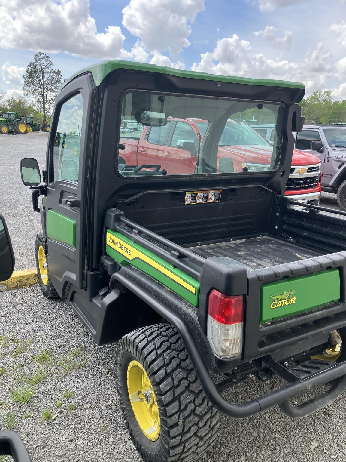 2024 John Deere XUV 835R Image
