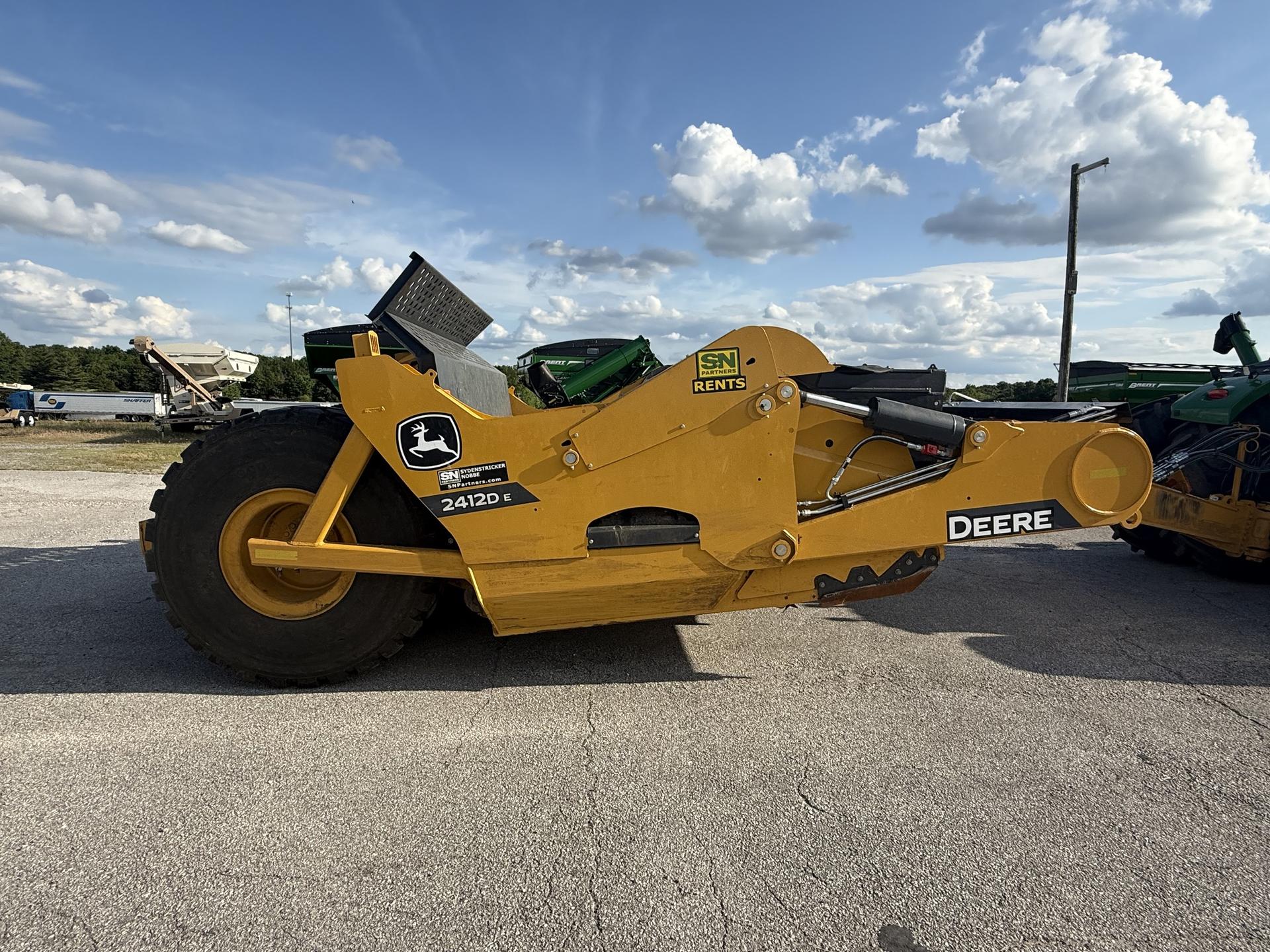 2024 John Deere 2412D E Image