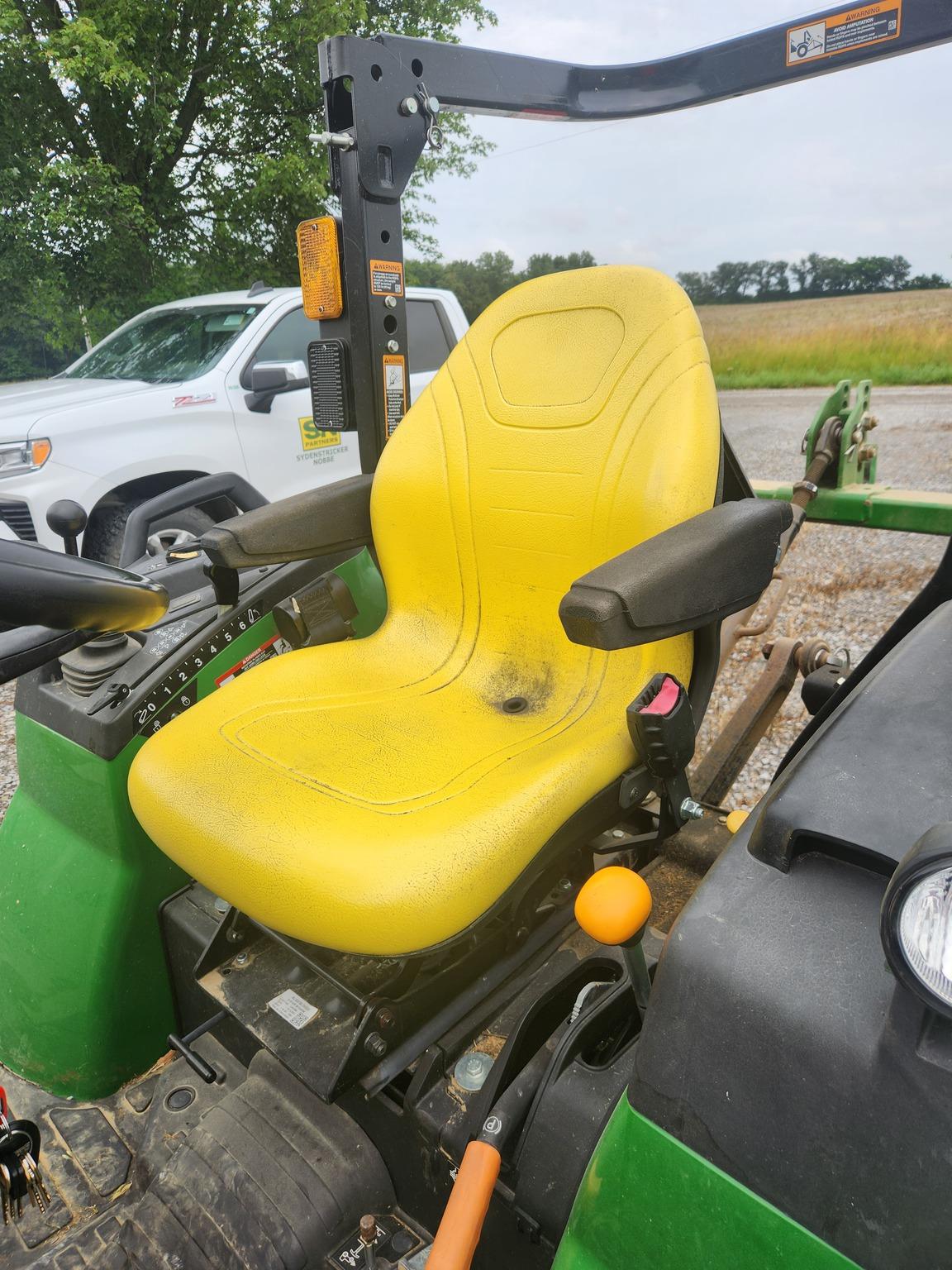2022 John Deere 2038R Image