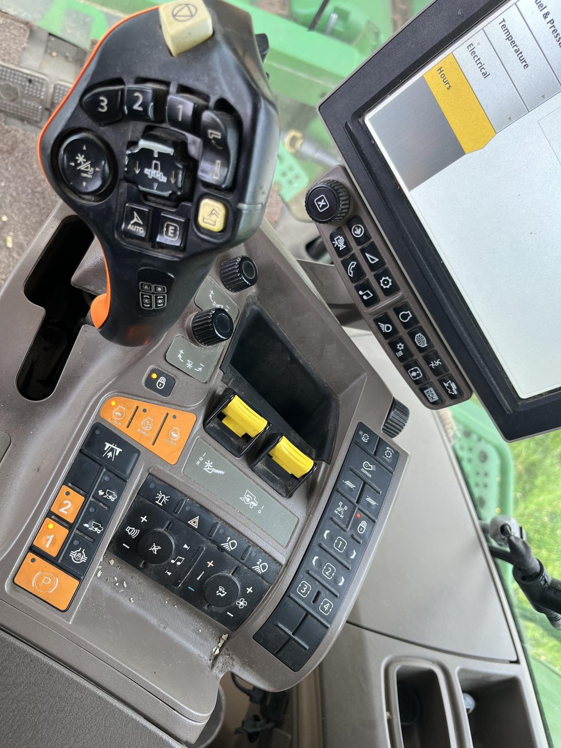 2018 John Deere S780 Image