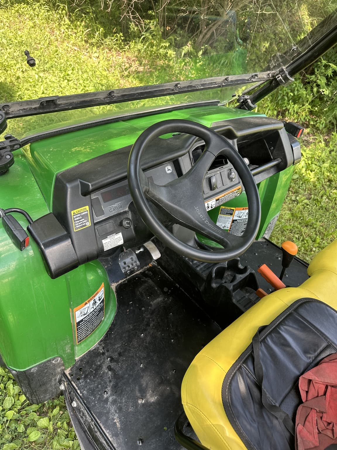 2015 John Deere HPX Gas Image