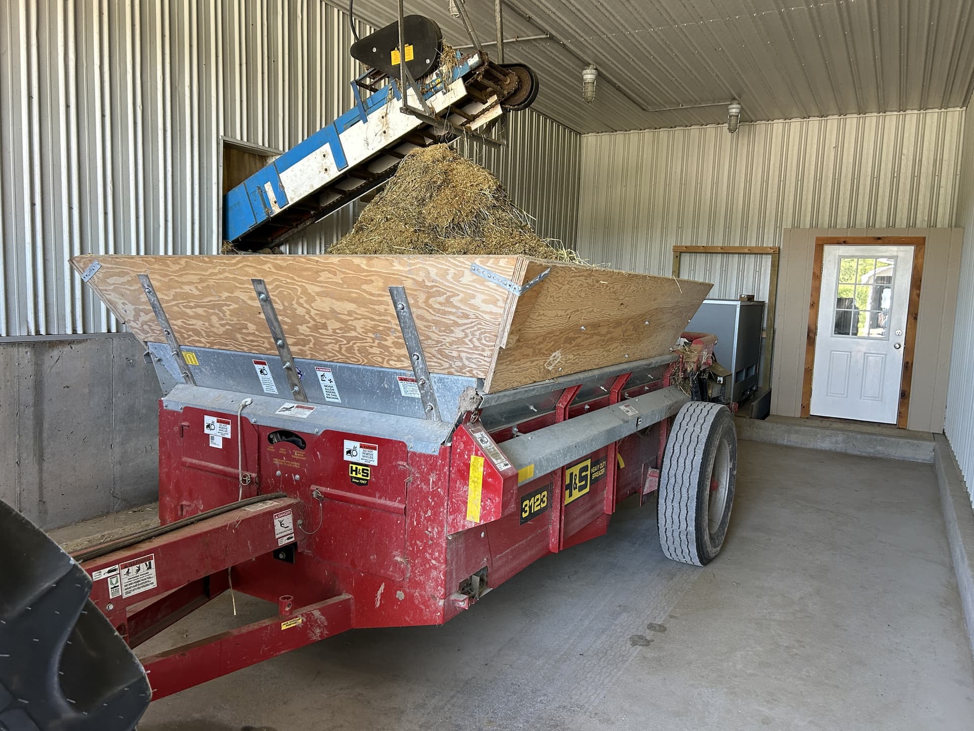 2023 H&S S3123 Image