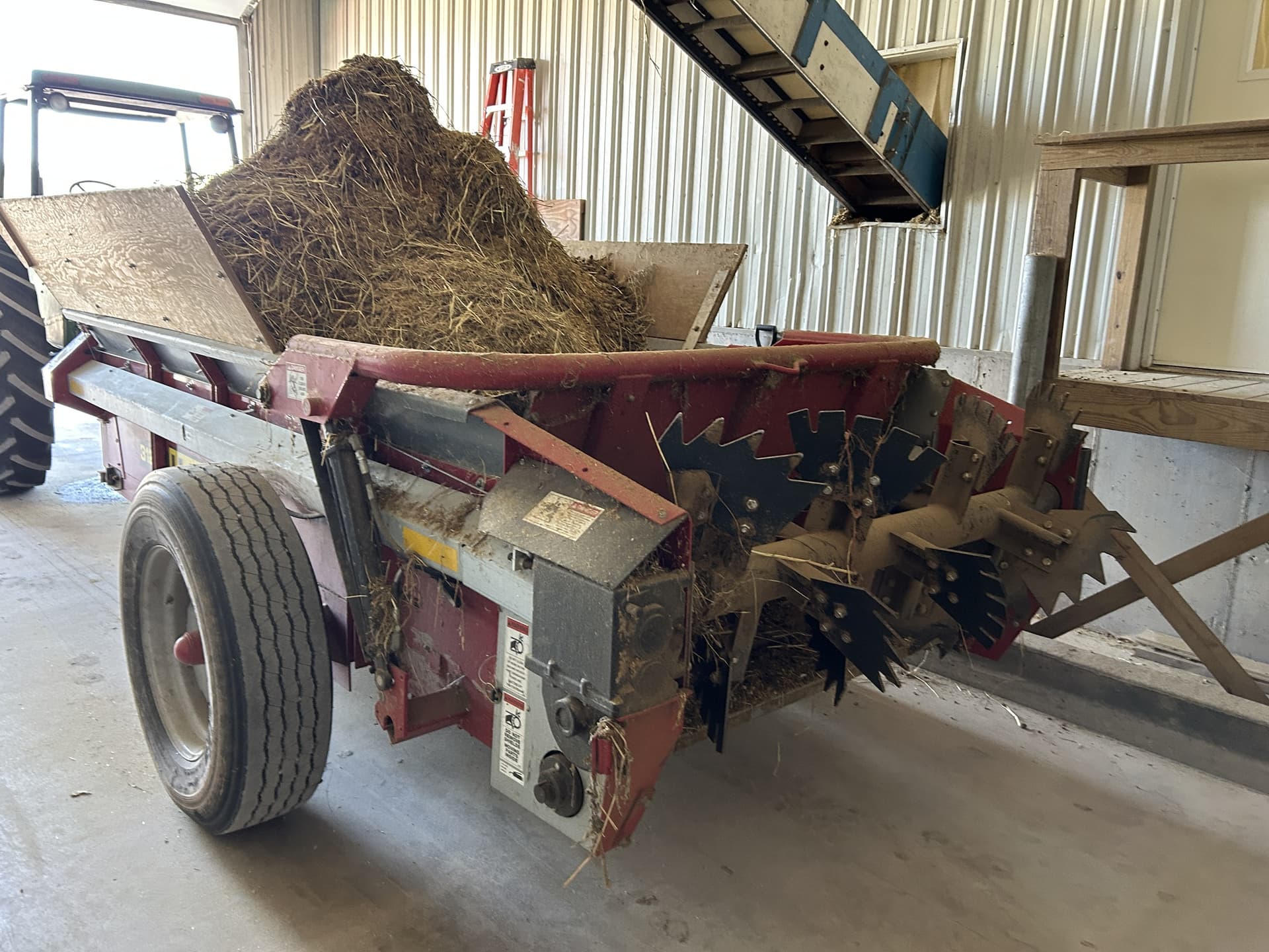 2023 H&S S3123 Image