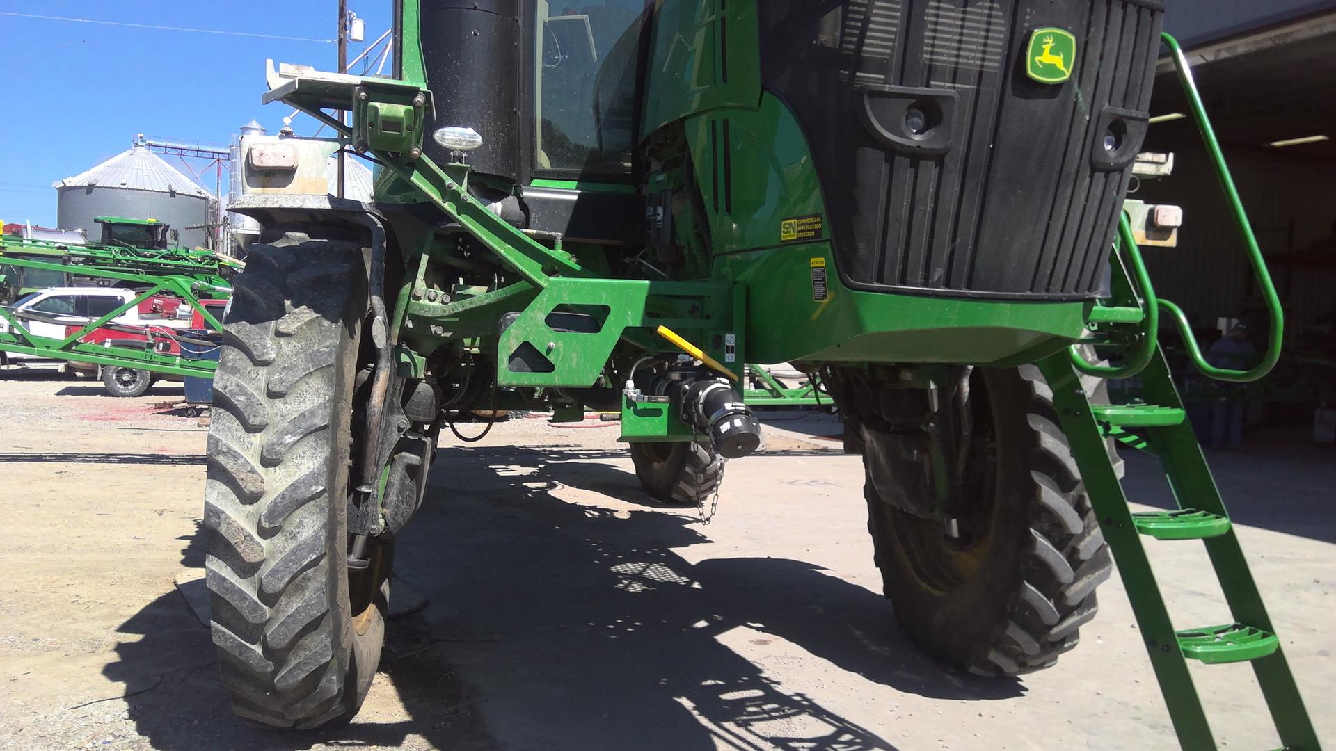 2021 John Deere R4045 Image
