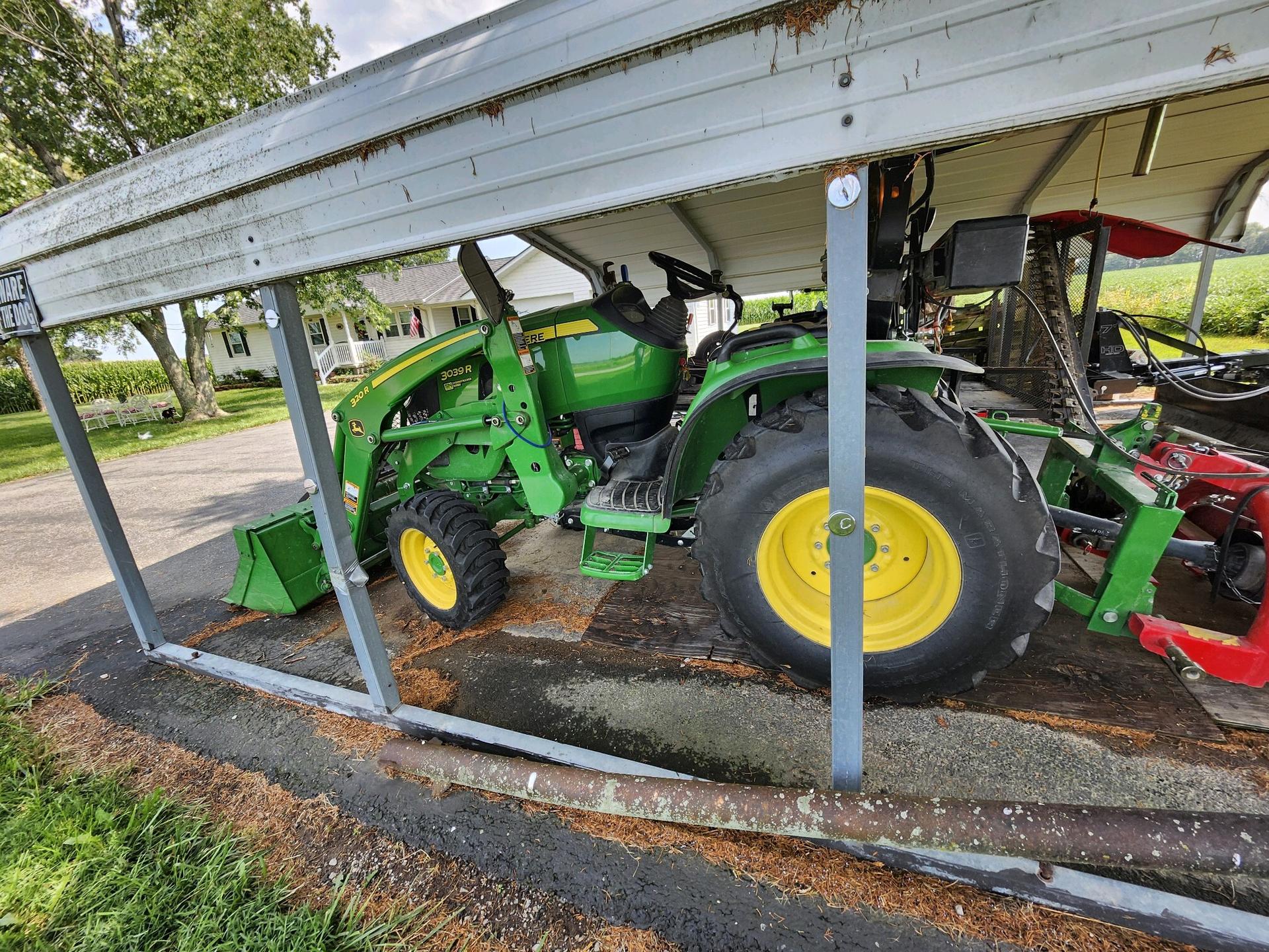 2021 John Deere 3039R Image